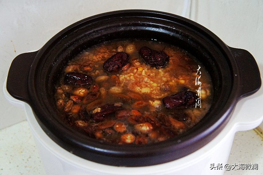 明日腊八提前祝腊八节快乐,明日腊八宜归家的意思