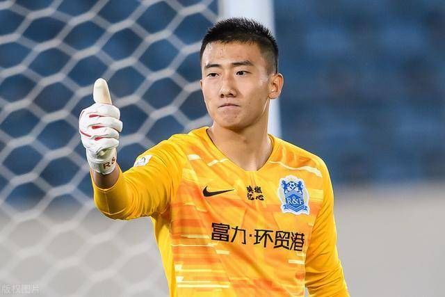 中国队未来的三位强悍门将：两位已经留洋，一人闪耀东亚杯