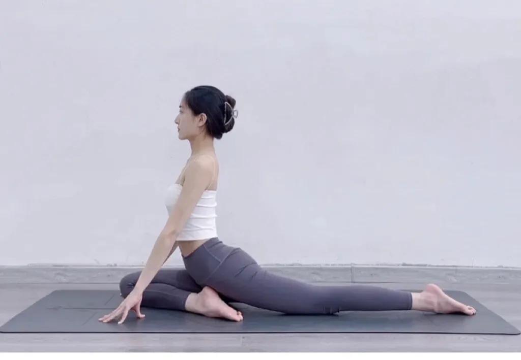 经期止痛瑜伽,经期缓解腹痛的瑜伽