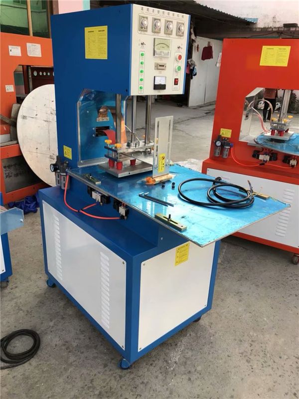 广州全新自动吸塑包装机,吸塑热封包装机家用