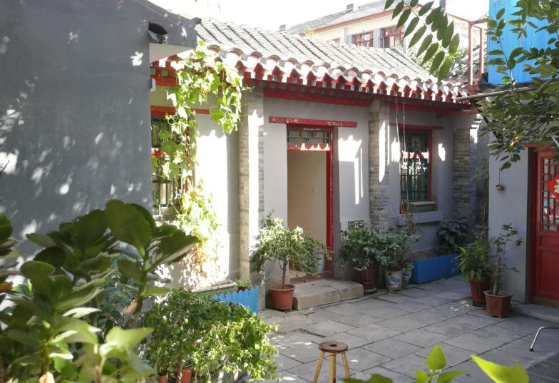 天呐！“强行装穷”的风都刮进央视了，几个亿的苦日子我不懂