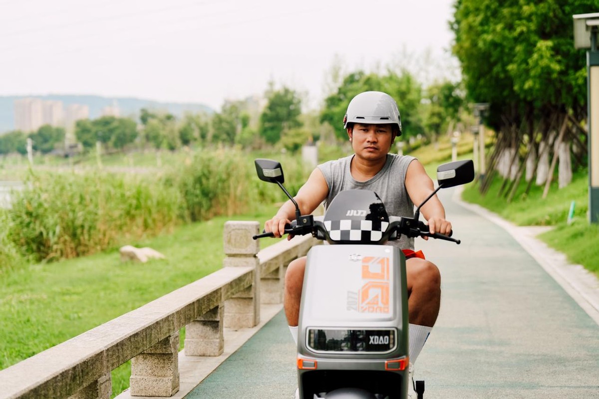 小刀电动车航天动力版2024款,航天动力小刀电动车测评