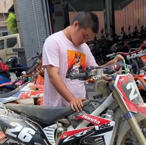 重庆龙麻子逆行者,重庆救火英雄龙麻子评论