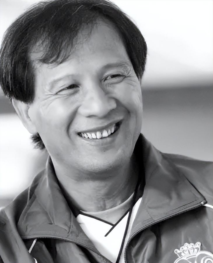 古广明被谁踢断了腿,古广明被踢断腿的比赛