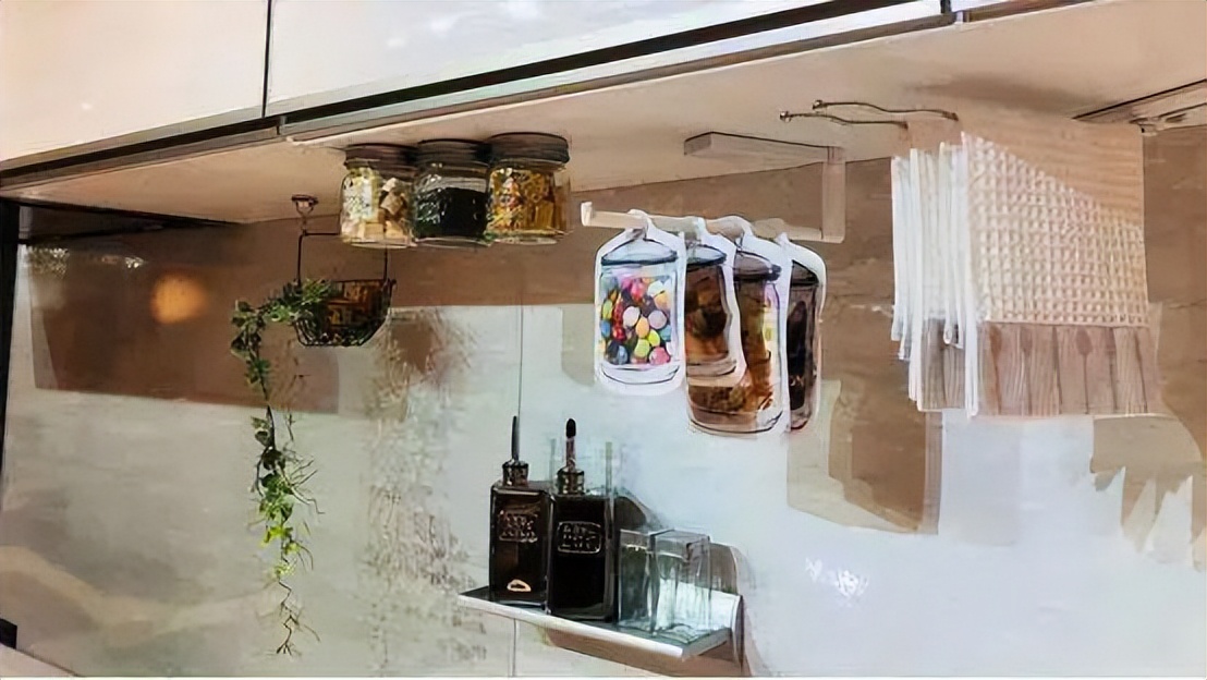 厨房墙面贴瓷砖前处理,厨房墙面瓷砖怎么贴最好打理