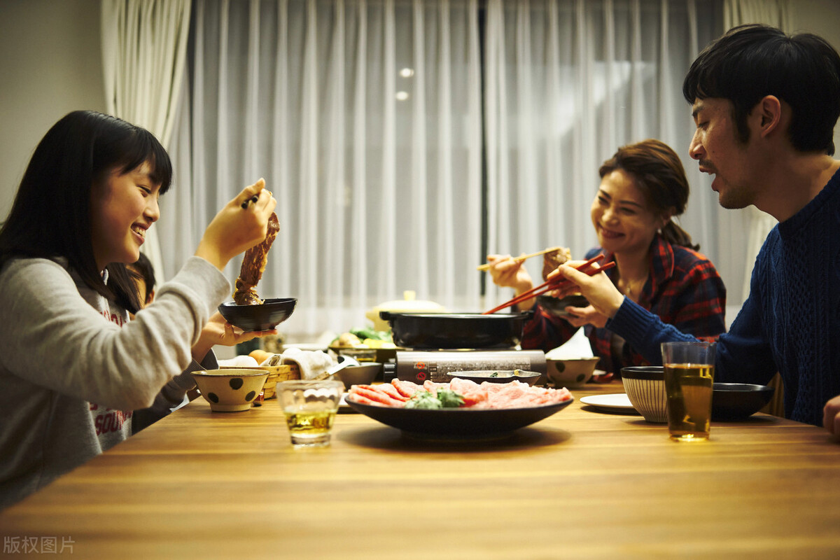 涓婃捣寰愭眹涓婢勬竻浼犻椈,涓婃捣寰愭眹涓浜嬩欢璇勪环