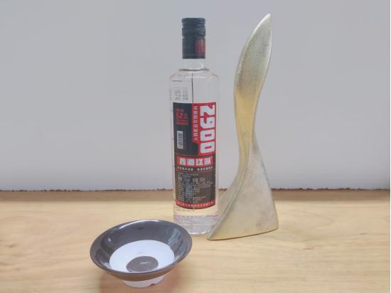 网上买白酒靠谱吗？为何越来越多的人热衷网上买酒？行家一语道破