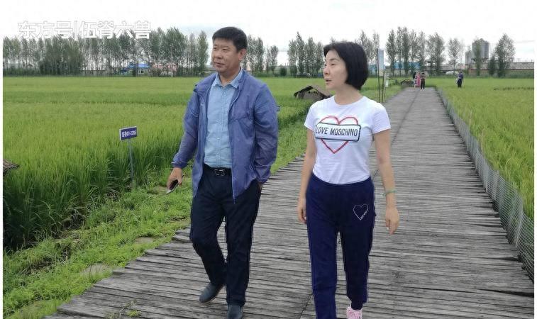 她曾上春晚而红遍全国,她是国家一级演员为丈夫守寡10年