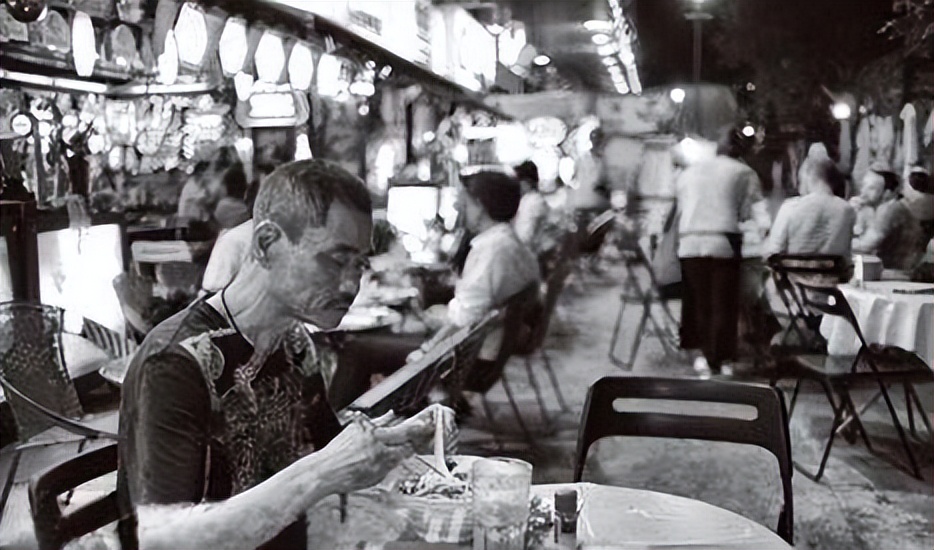 为什么香港有那么多黑帮？1997年香港回归，黑帮到底去哪了？