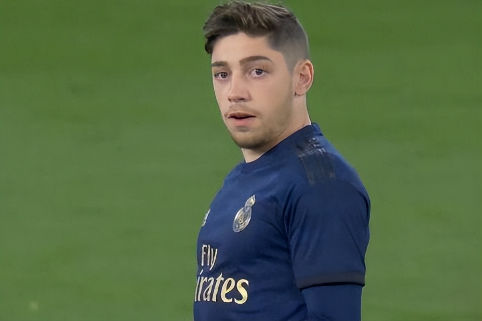 斯特林曼城欧冠冠军,斯特林欧冠最佳阵容