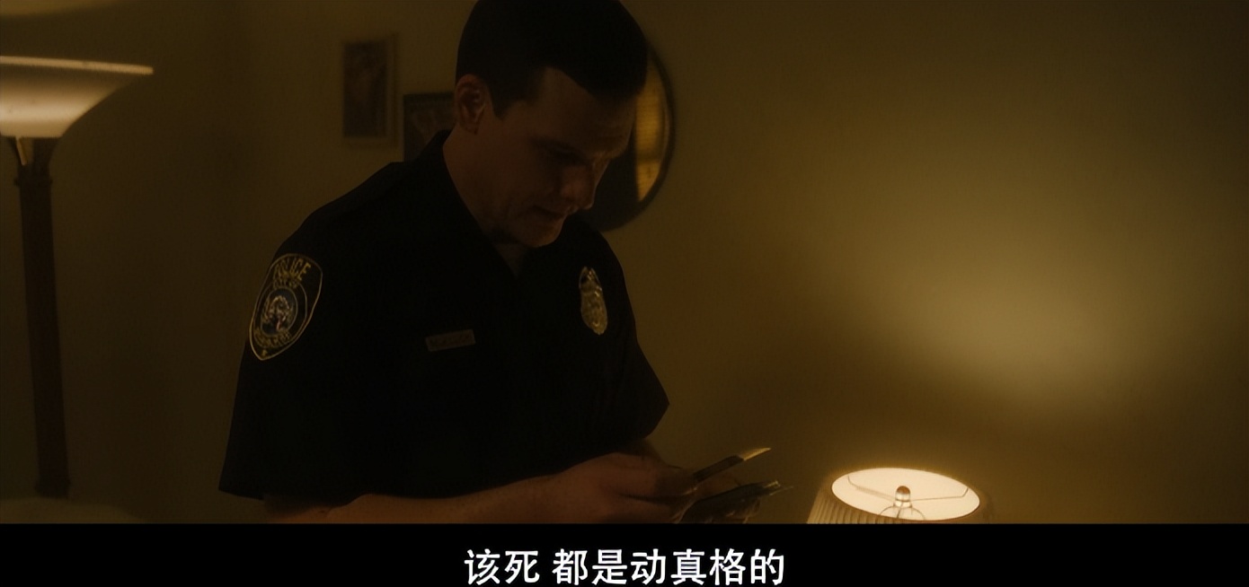 31年作品从未断过,这影史第一丑闻终于公开,满屏血色根本不敢看