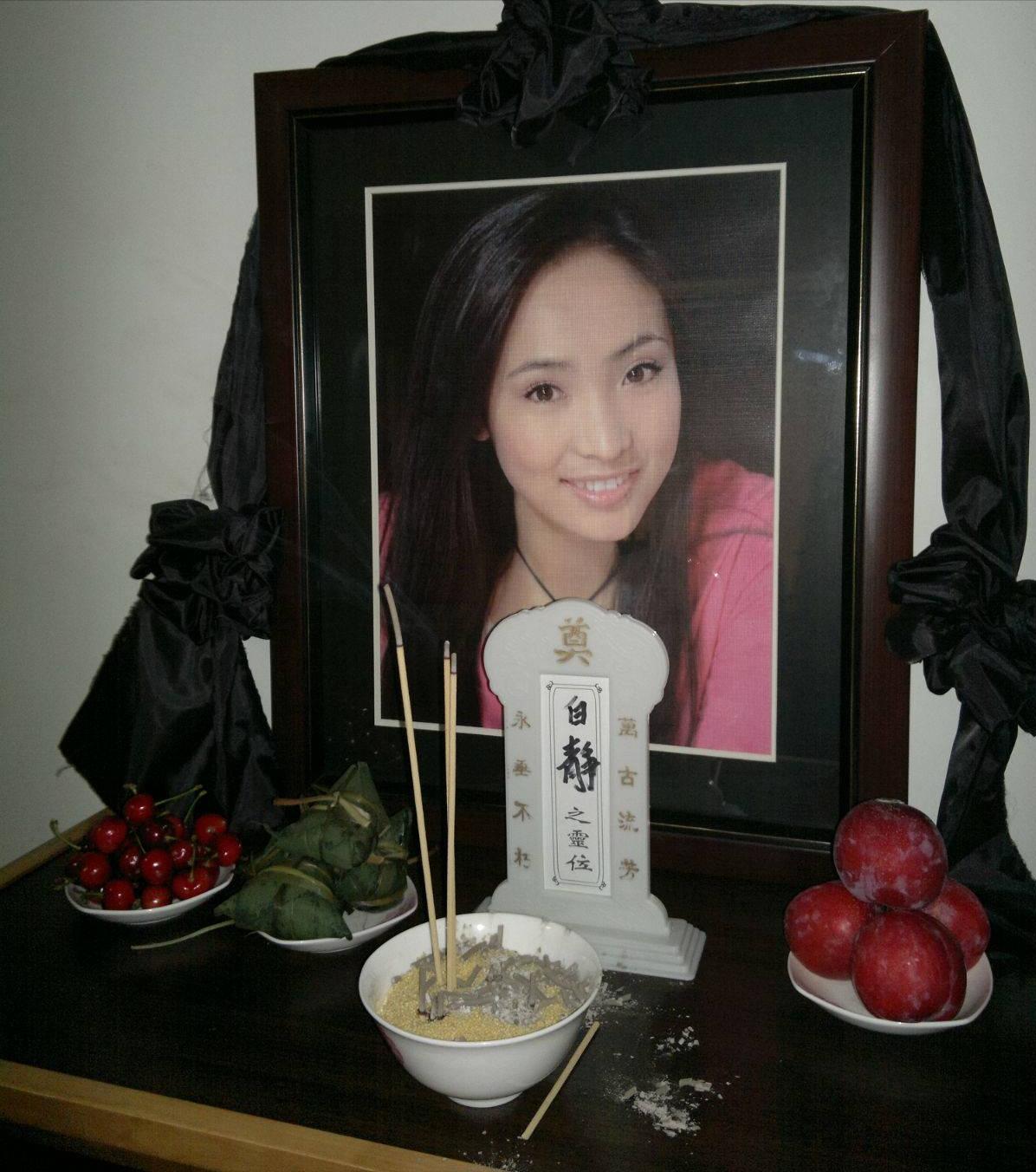 割喉去世的案例,被捅刀身亡的10位明星