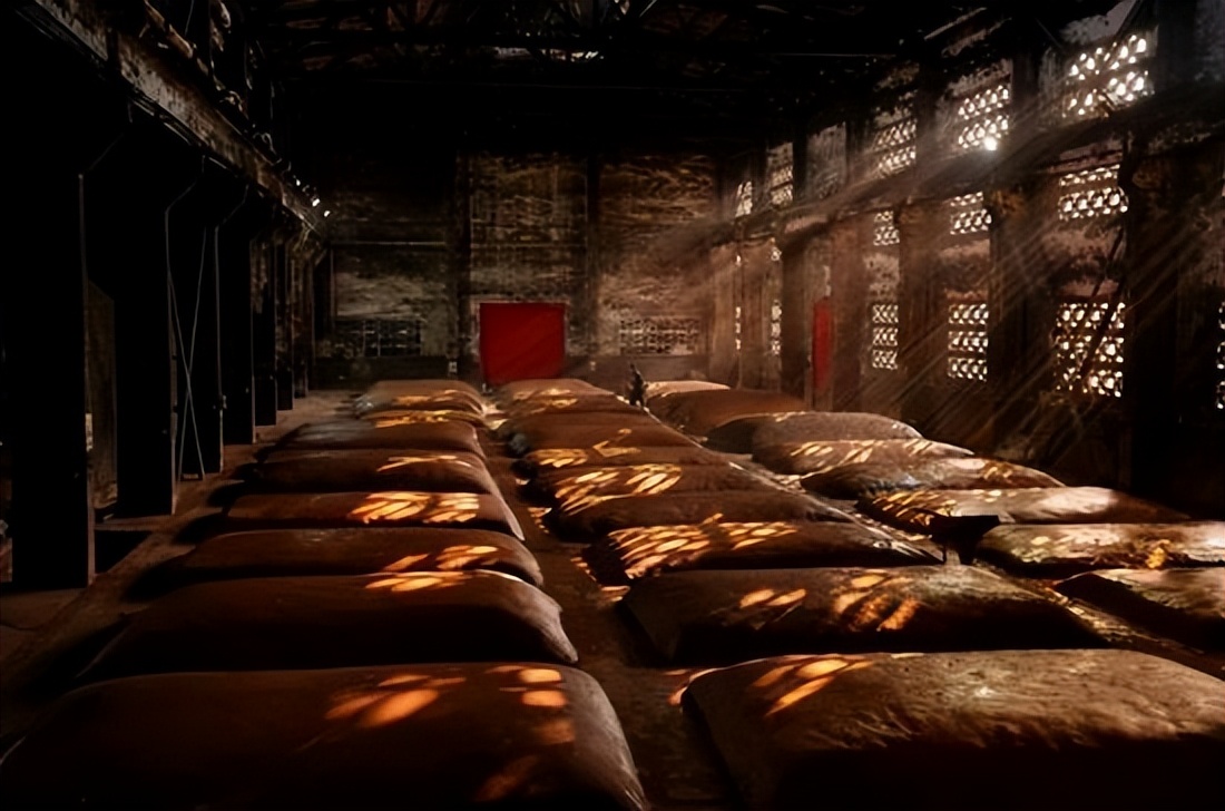 为什么白酒成本这么低卖得这么贵,白酒成本在哪些方面