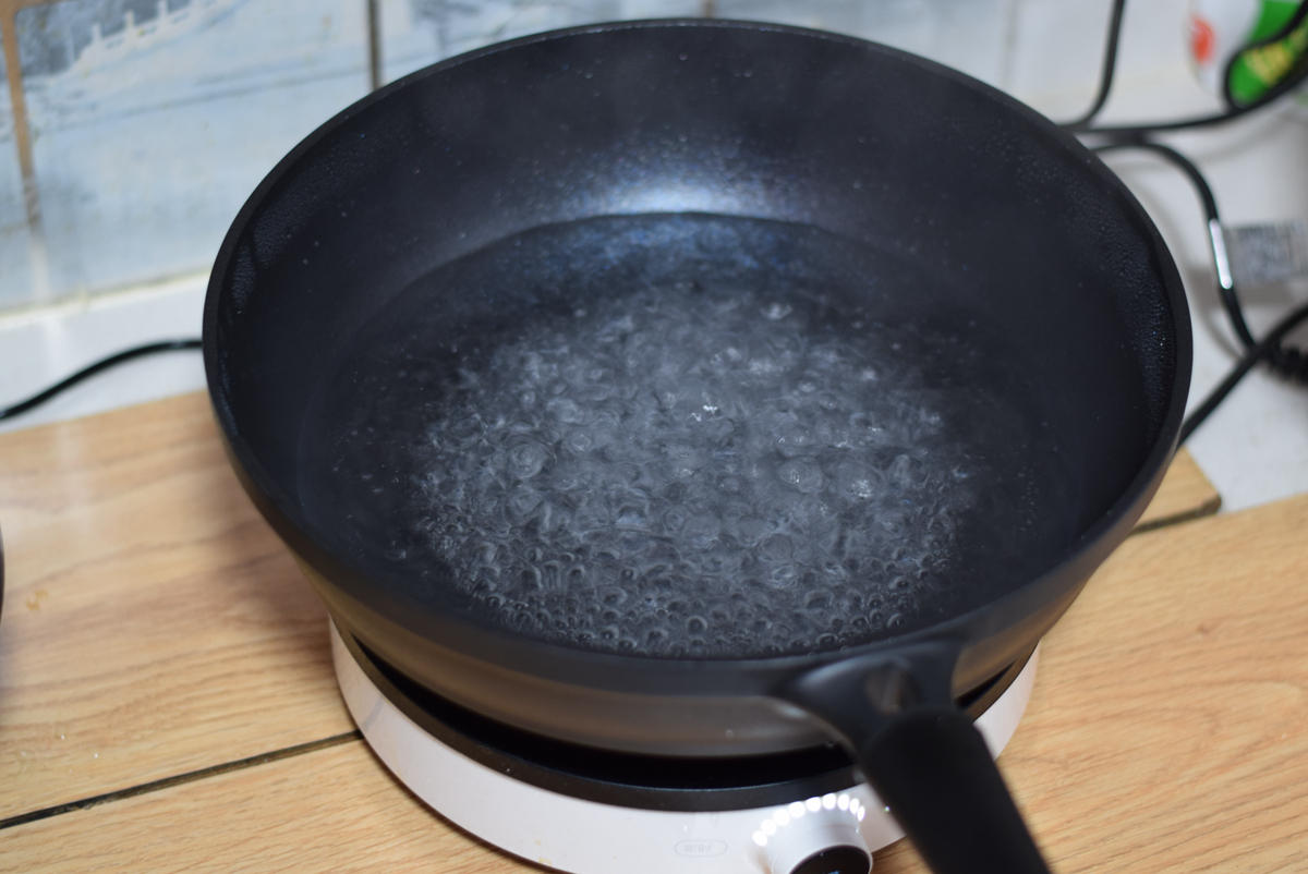 九阳精钢压花不粘锅,九阳晶钻大磨王耐磨不粘锅