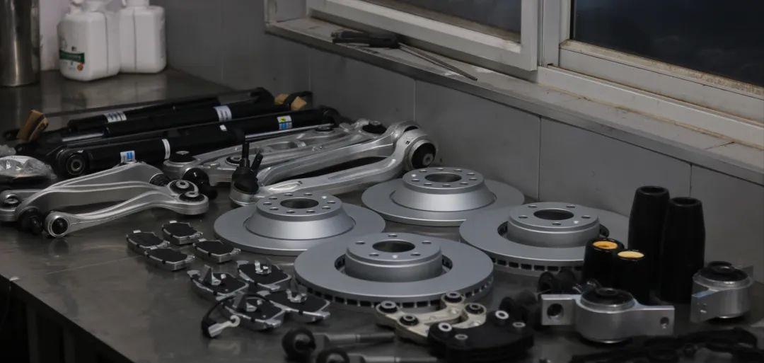 奥迪a6l全车翻新整备多少钱,大哥奥迪a6l