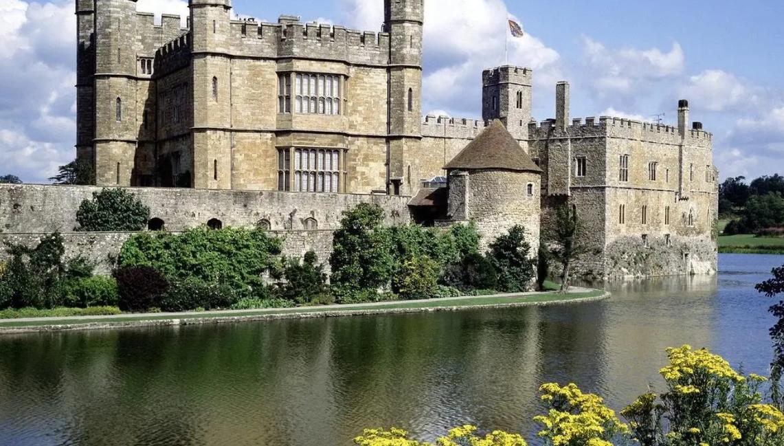 英式英语和美式英语哪个更常用,英式英语vs美式英语口音对比