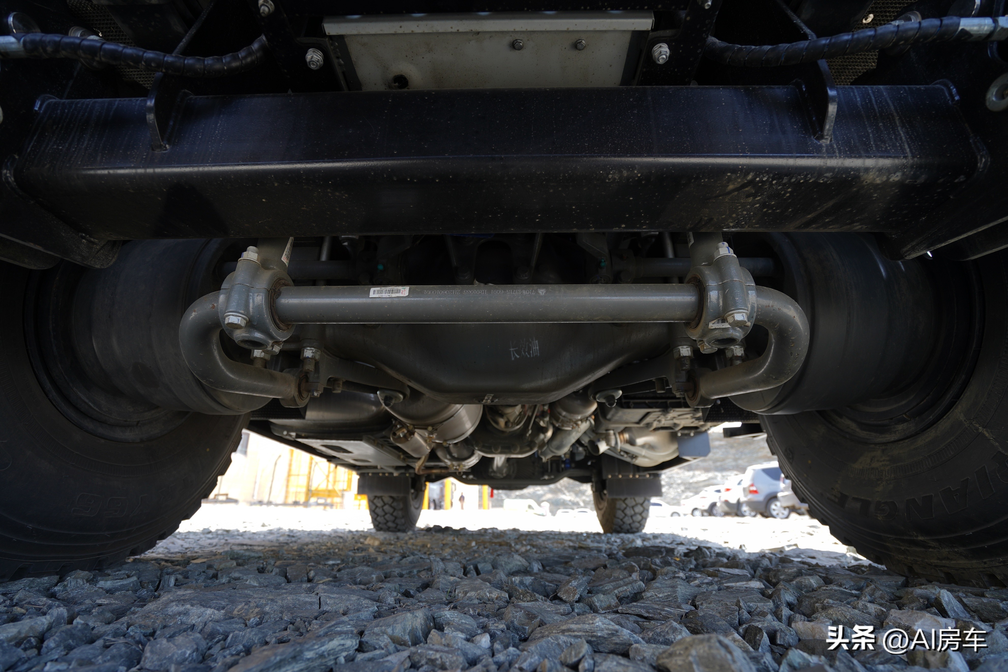 C2本能开的国产军卡型大房车！吃住，越野小意思，还能组团开聚会