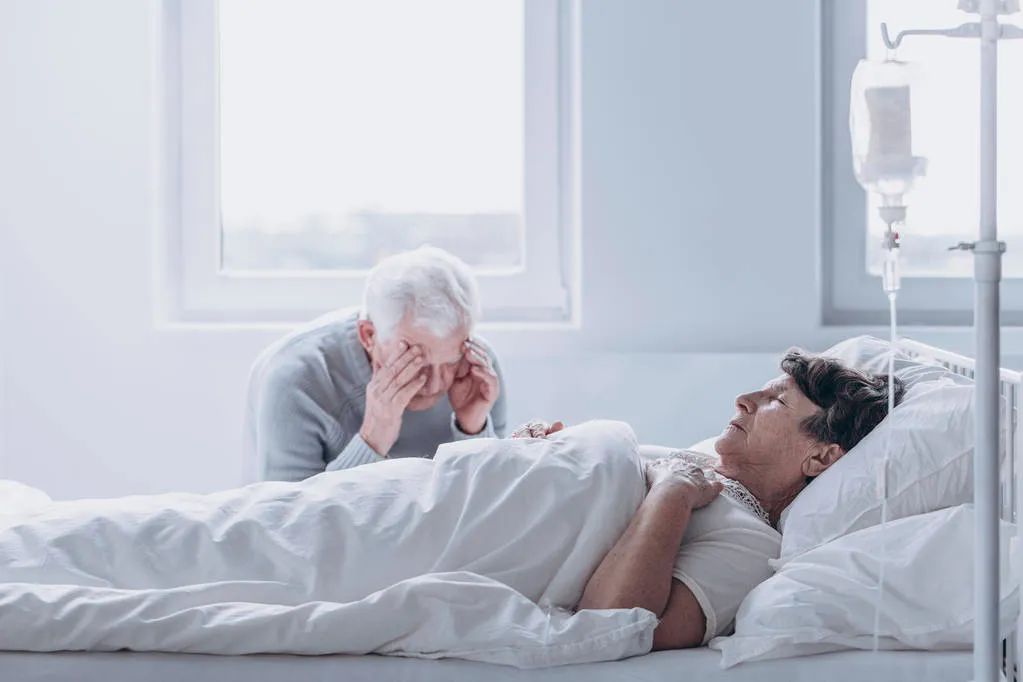 人死前会看见什么啊,人死前的15种征兆揭开死亡真相