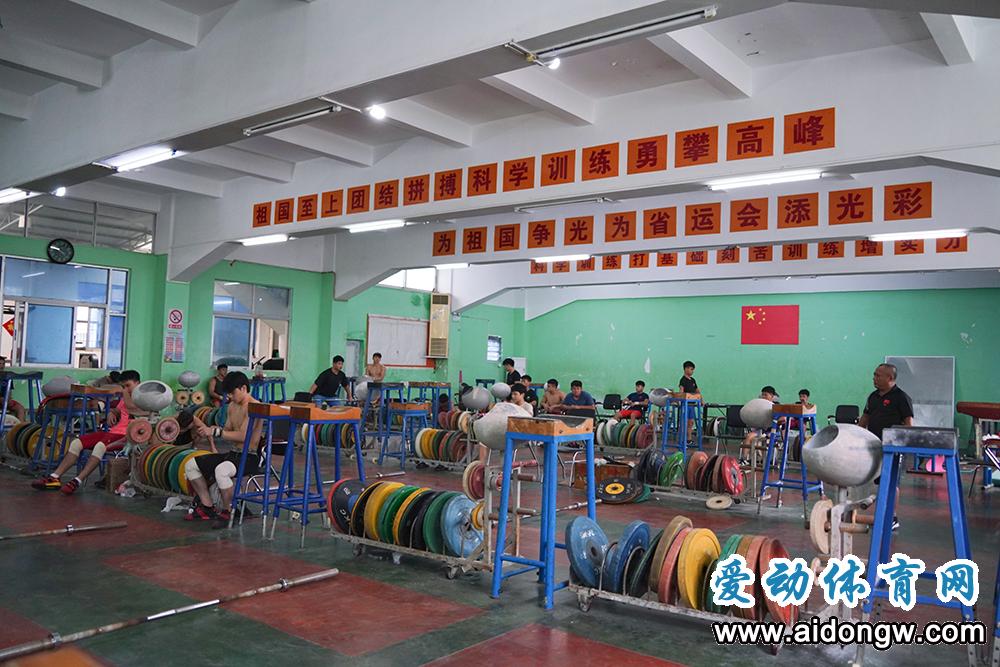 厉兵秣马备竞赛全力以赴创辉煌,厉兵秣马积极备战竞赛