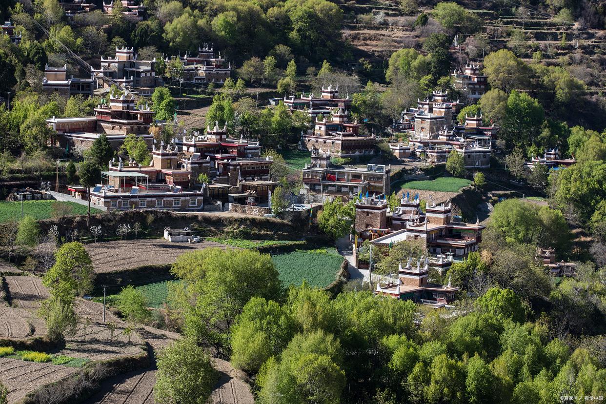 四姑娘山九寨沟黄龙五日游,九寨沟黄龙旅游跟团五日