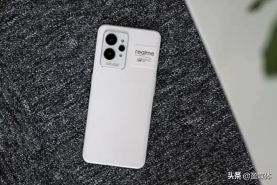 小米新旗舰机为什么那么难抢,小米旗舰机为什么降价那么厉害