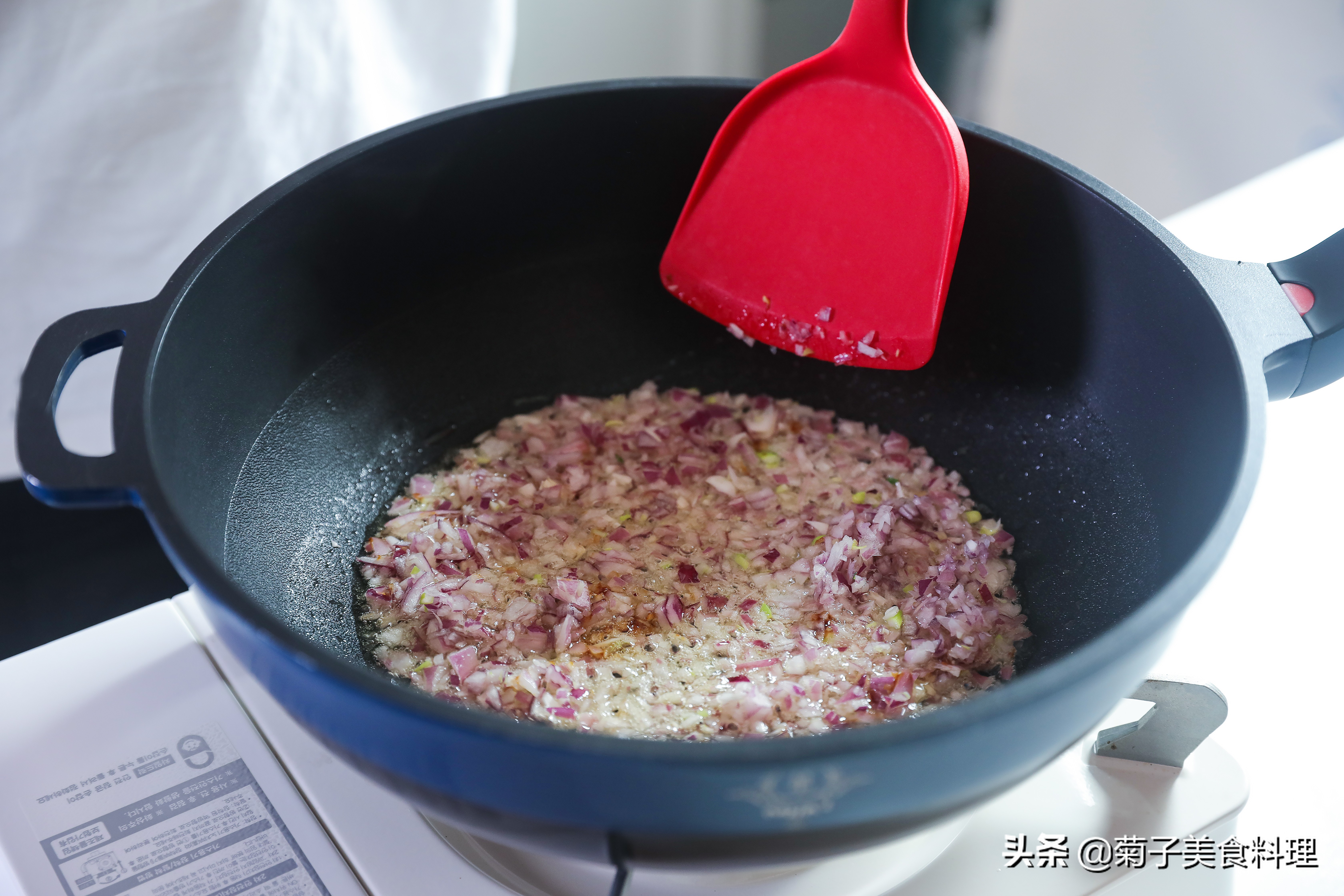 酱香手抓饼怎么做简单又好吃,手抓饼又解锁到新的吃法啦