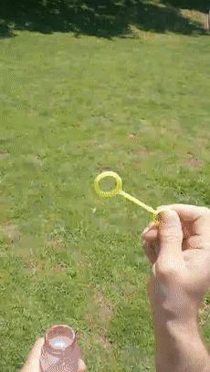 4+4怎么样才能等于四,4+4是不是等于八