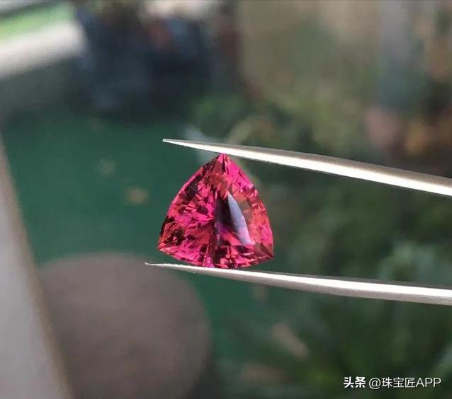 4种“窦娥冤”宝石盘点！委屈！明明是仙女但就是不上镜！