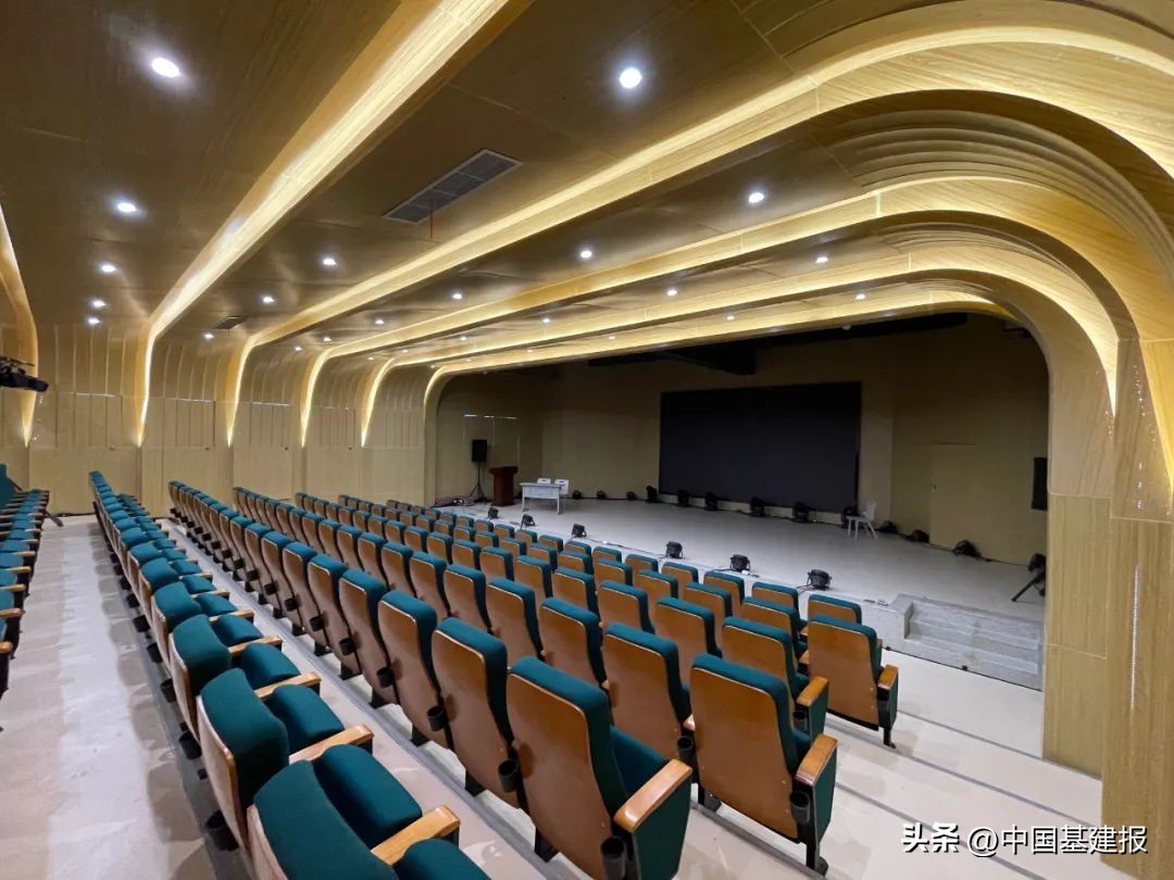 北京吉利学院整体搬迁成都项目基本完工，首都首次向外迁建大学