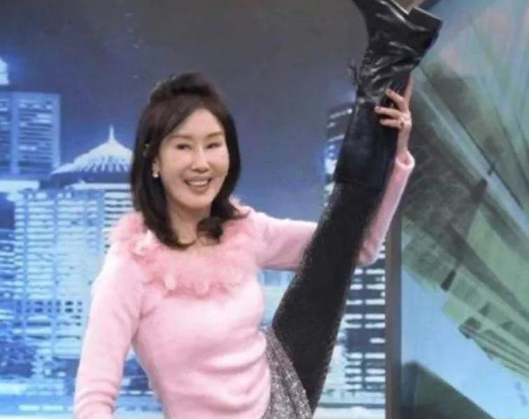 曾为爱隐退七年无奈被抛弃,曾为爱隐退7年完整版