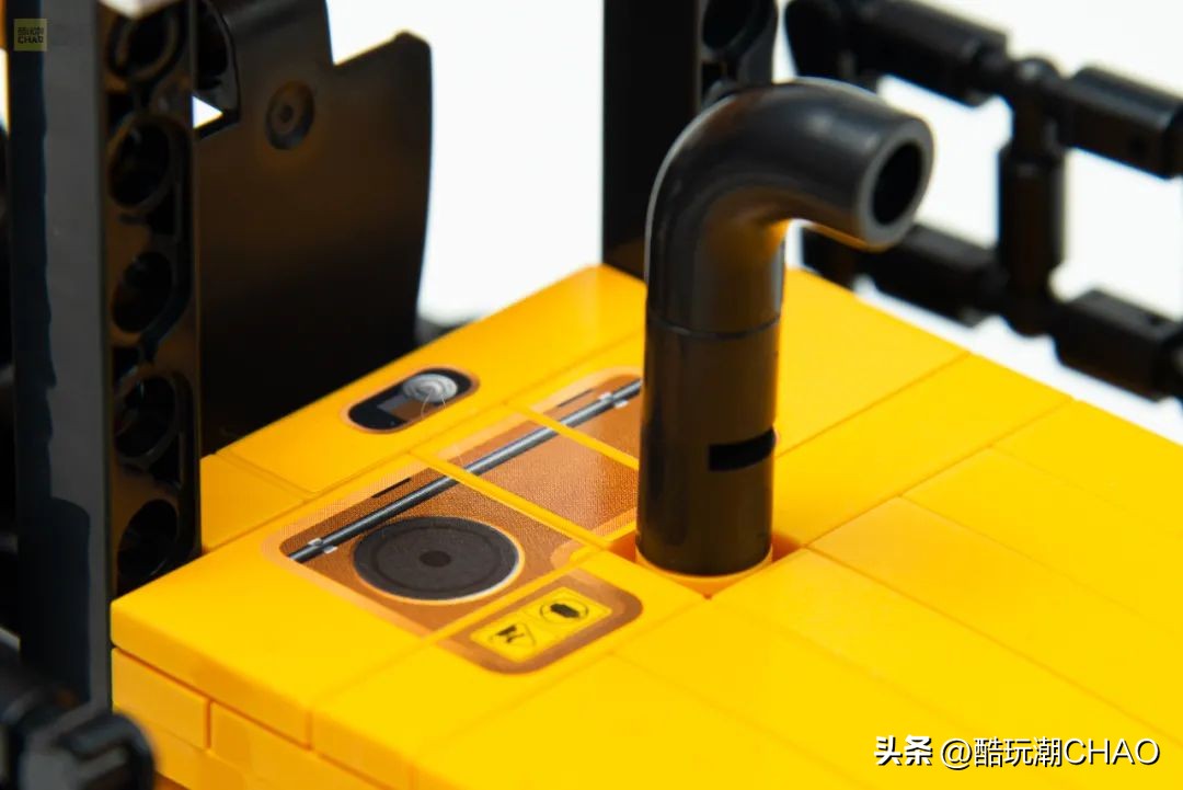 森宝积木三一重工系列拼搭视频,森宝积木三一重工吊车拼装视频