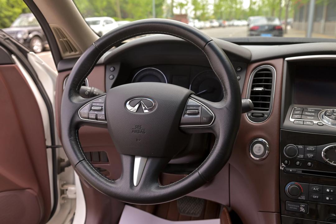 二手英菲尼迪值得入手,二手英菲尼迪v6