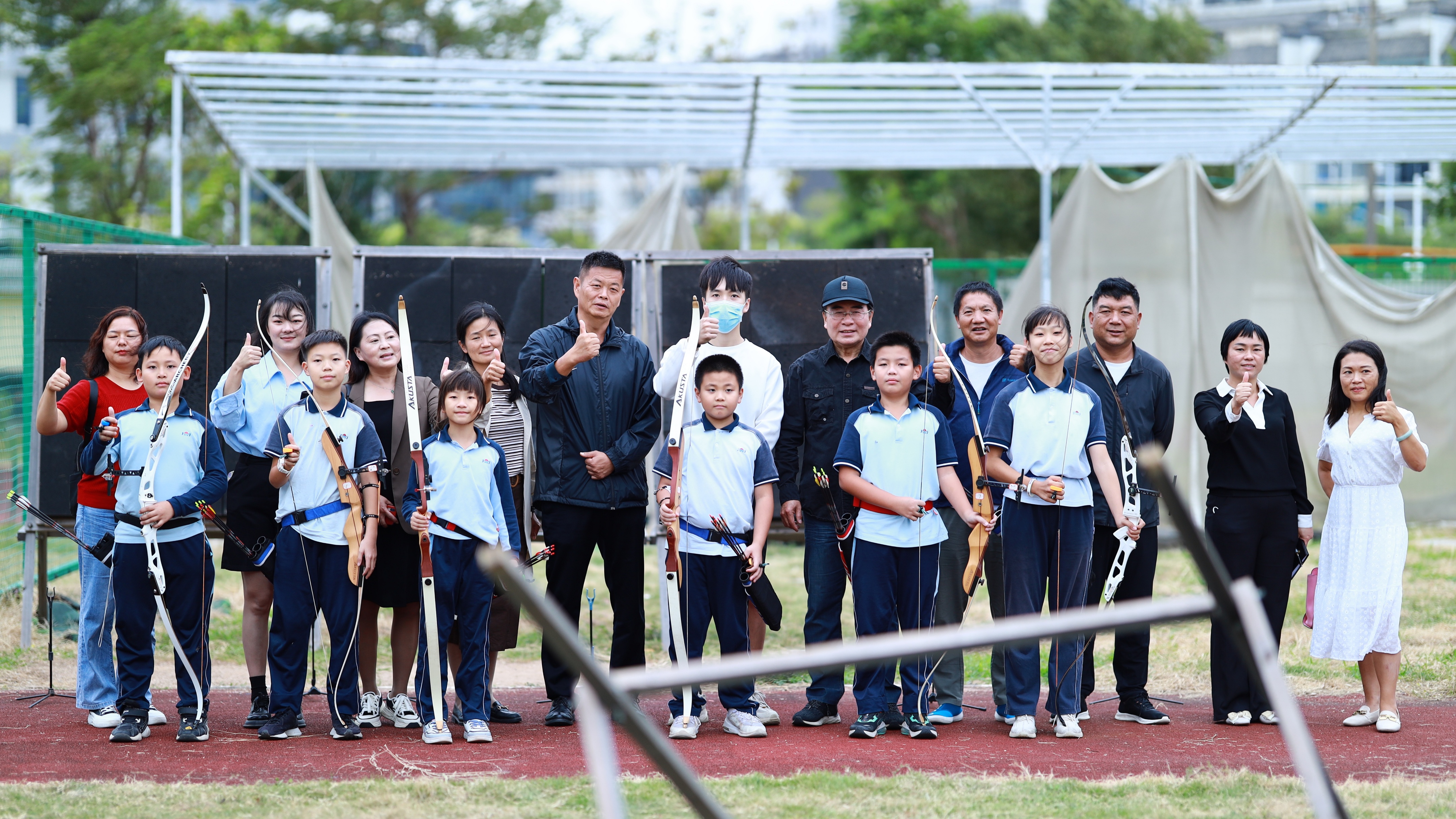 韩乔生足球经典口误,足球搞笑解说韩乔生