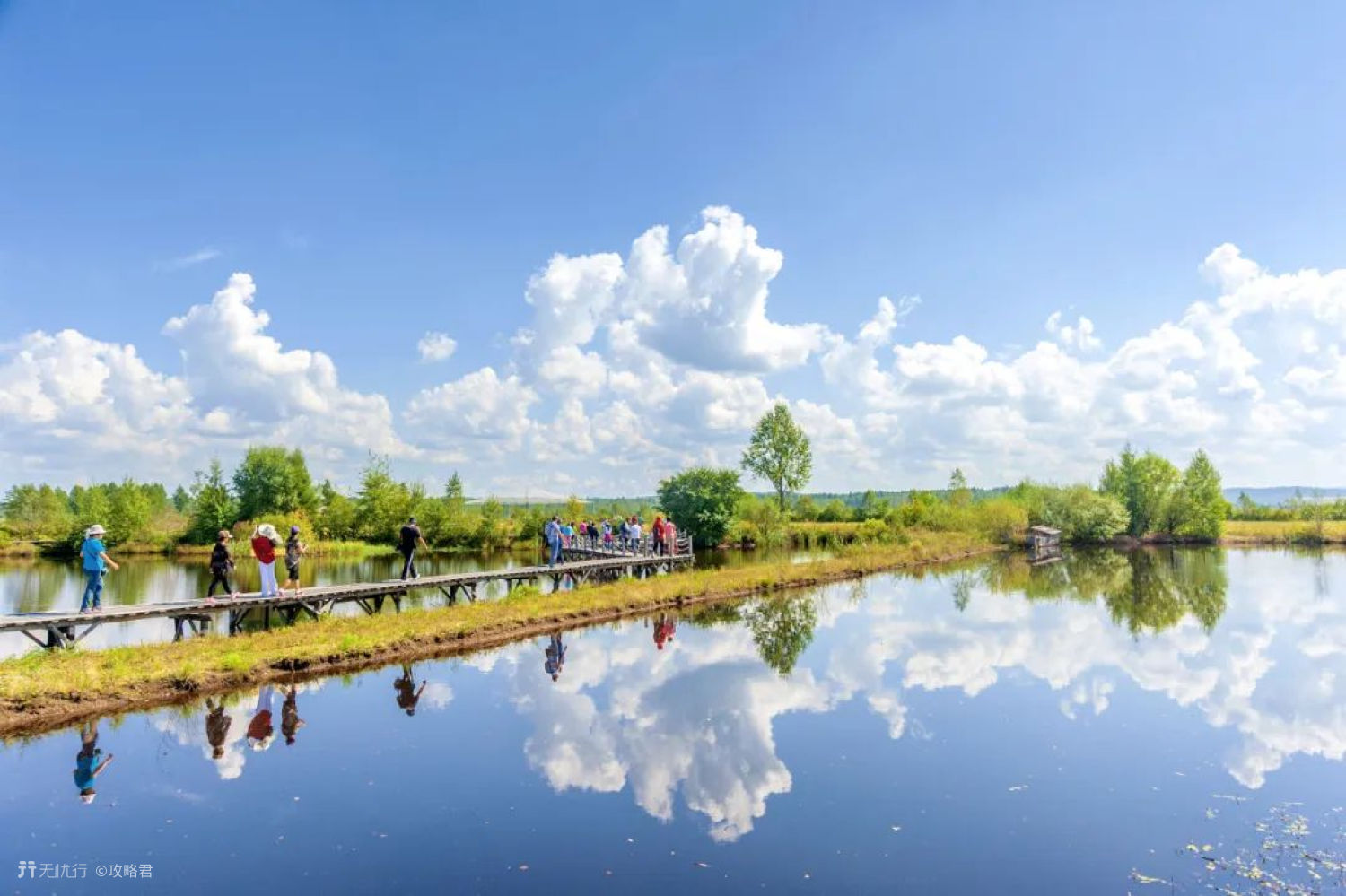 天气炎热游泳馆避暑胜地,去10个避暑胜地清凉一夏吧
