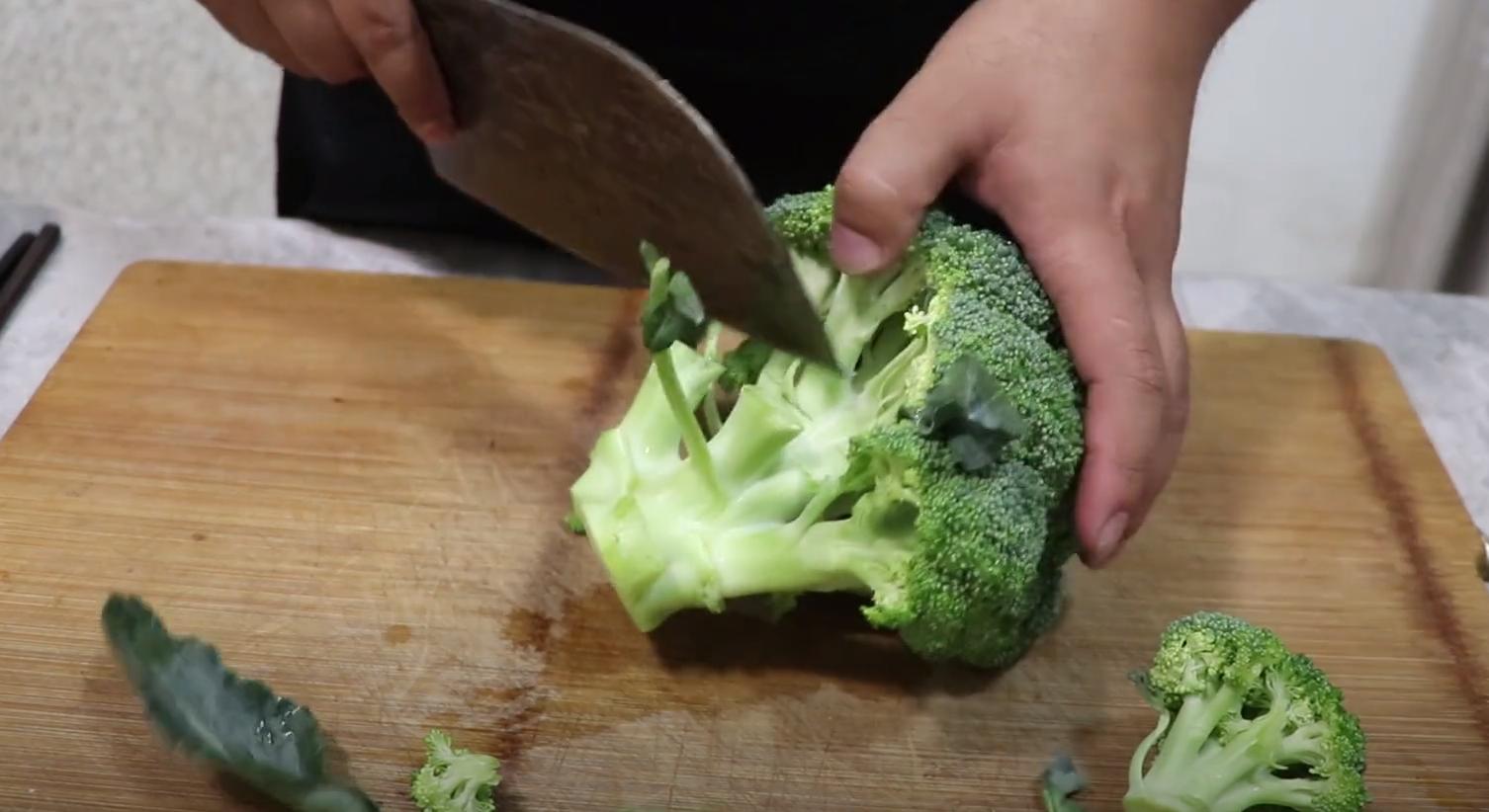 阳了后一直咳嗽吃什么药效果好,阳了咳嗽吃什么止咳效果最好