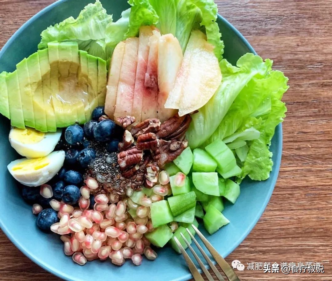 7天快速瘦身食谱每天只吃一样,轻食减肥餐7天食谱瘦几斤