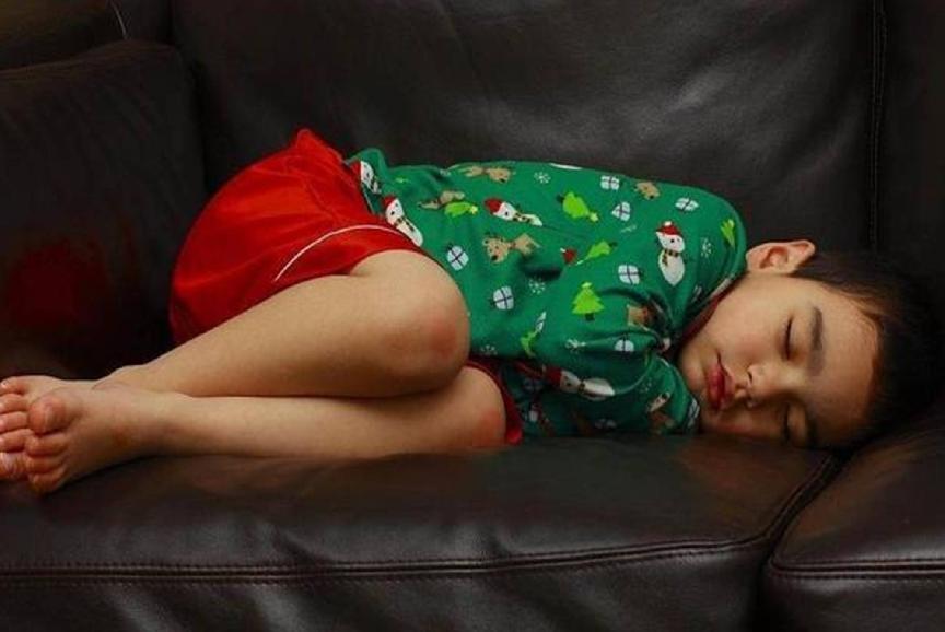 孩子的睡姿决定了孩子的性格,从宝宝睡姿可以看出宝宝的性格吗