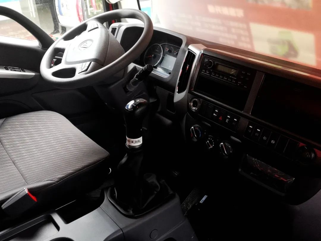 十堰龙信国际汽车城东风小康,十堰龙信国际汽车城二手车过户