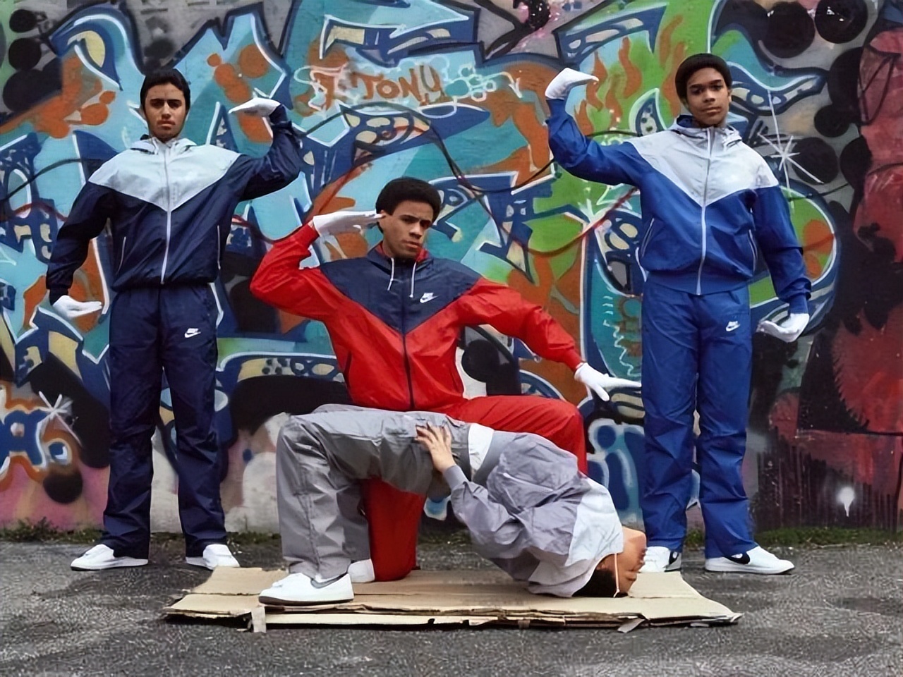 好品质的卫衣到底什么价,卫衣怎么买到质量好又便宜的