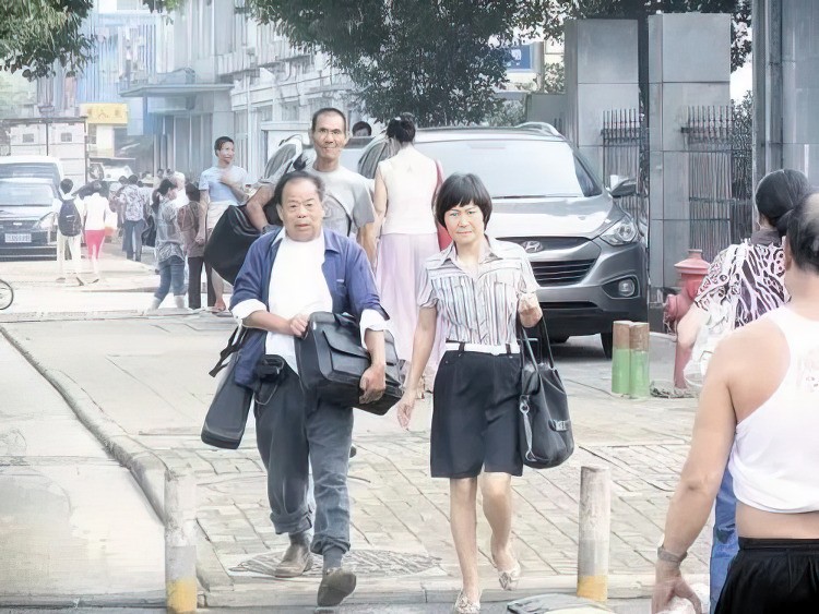 医学博士猝死抢救,博士11天捐5次精子死亡最后判决