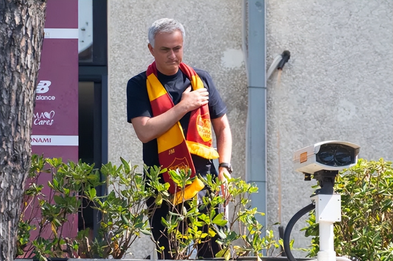 穆帅65年神迹,穆帅年纪