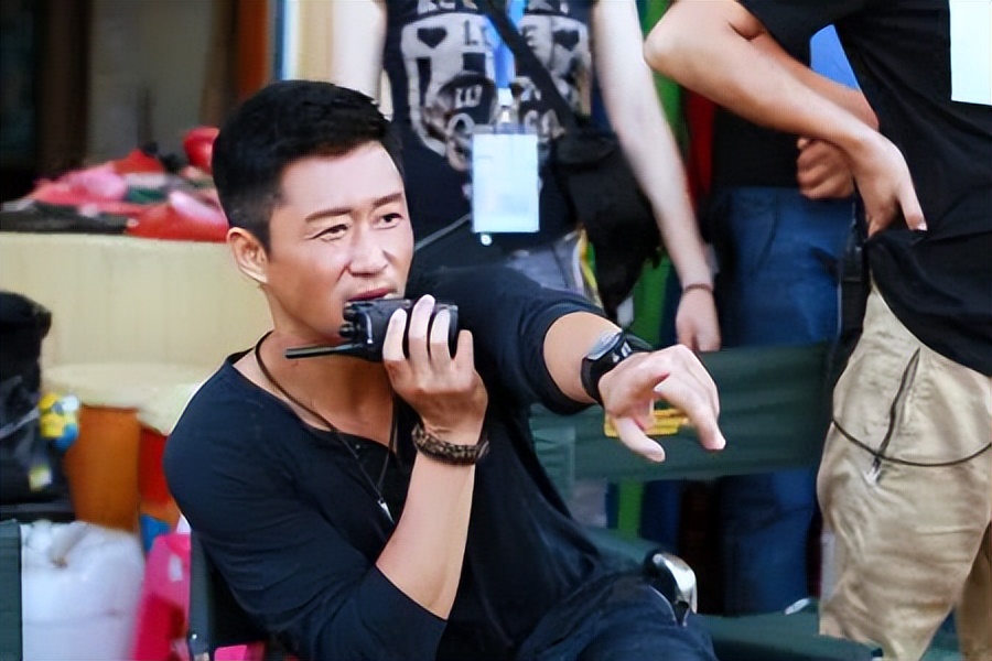 他创造了国内电影票房的最高纪录,6部电影造就他的票房传奇