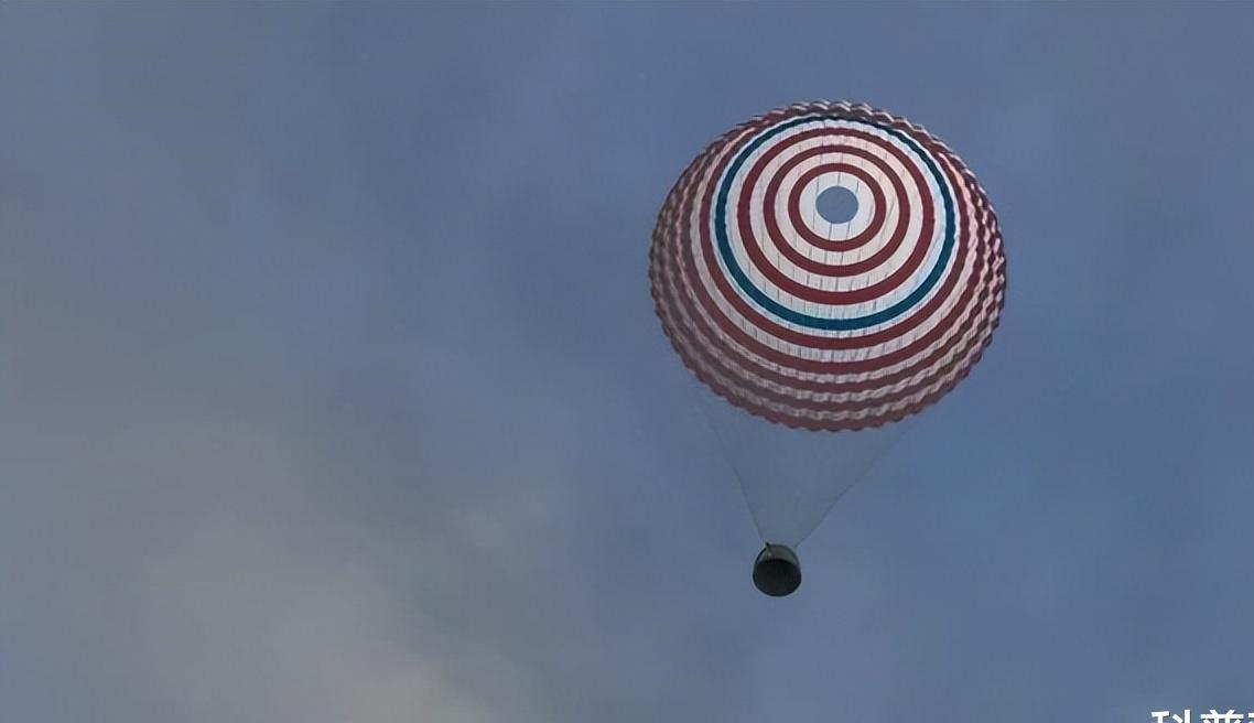 神舟飞船穿越黑障多久,神舟穿越黑障