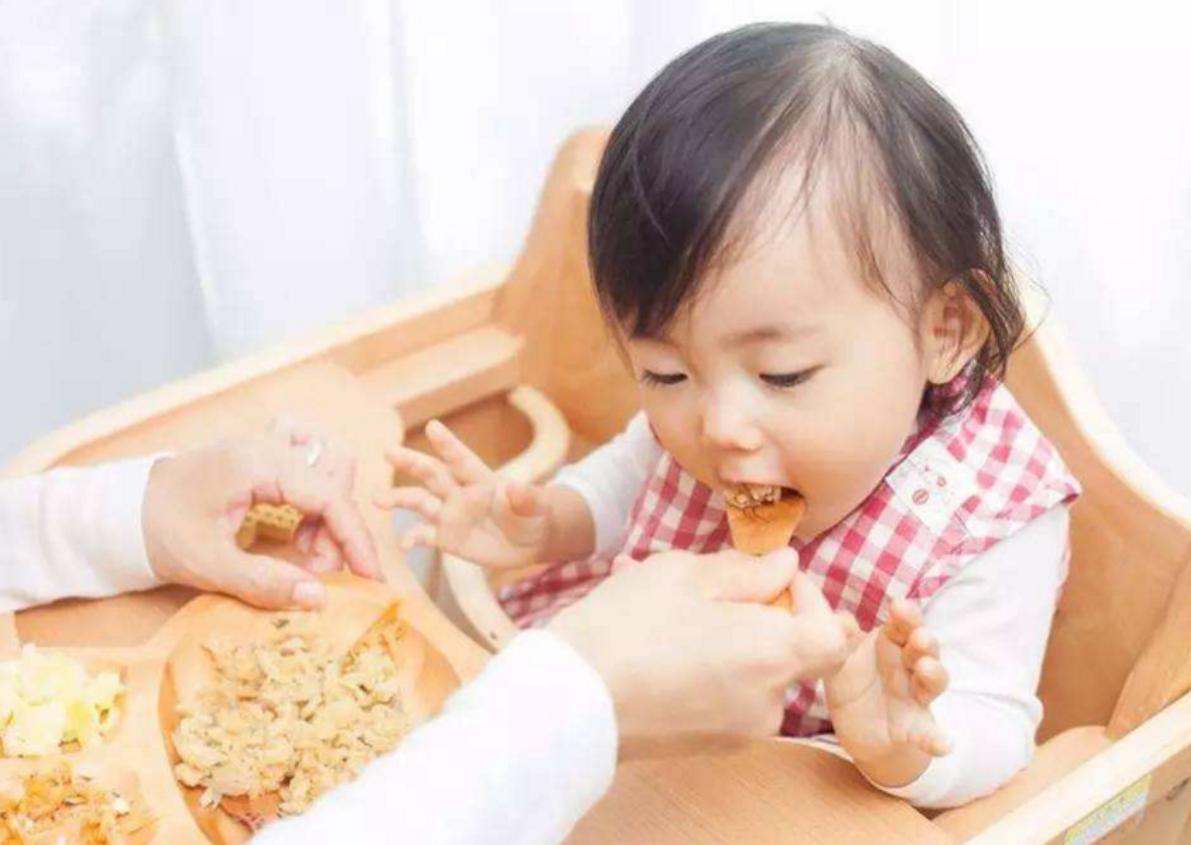 8个月孩子夜哭不止,10个月宝宝夜奶次数多的原因