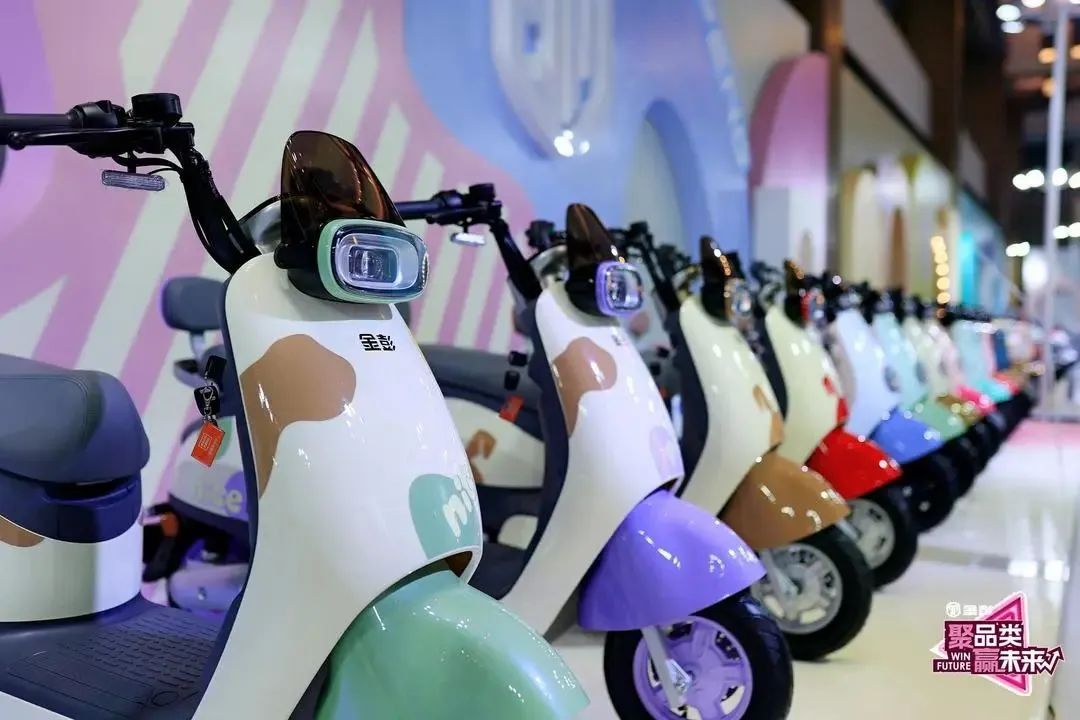 雅迪台铃新日哪个电动车好,五星黑马电动车无锡