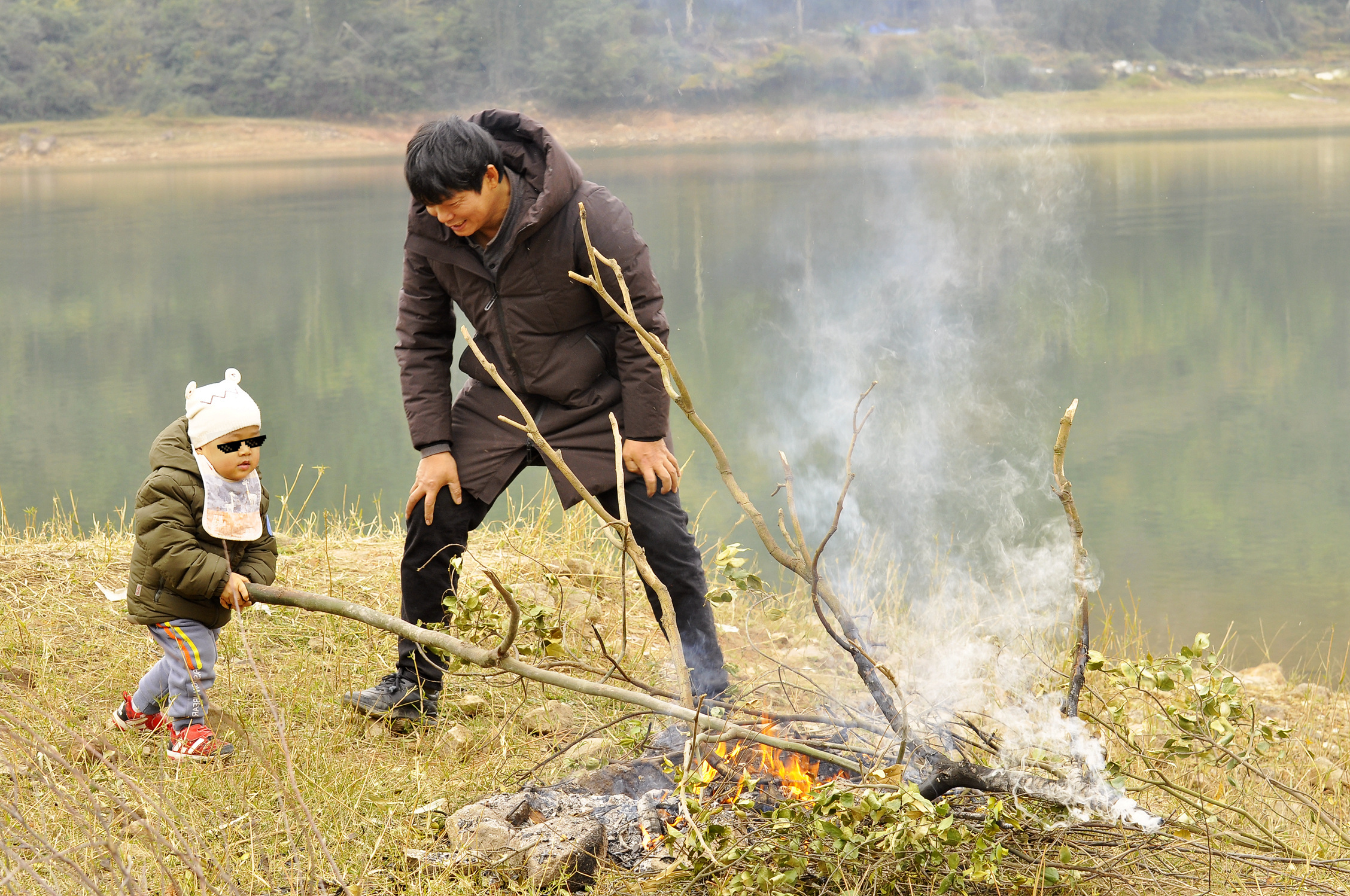 国产跟黑冰一个档次羽绒服,国货之光轻薄羽绒