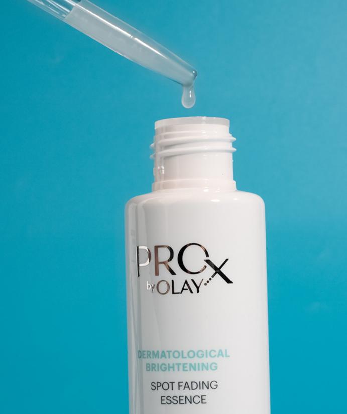 淡斑小白瓶对比小灯泡,平价淡斑美白小灯泡