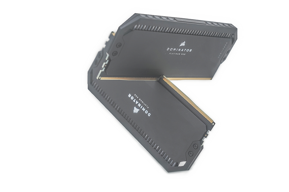 12600K+ROGZ690i+影驰3060+银欣LD03ITX机箱装机记