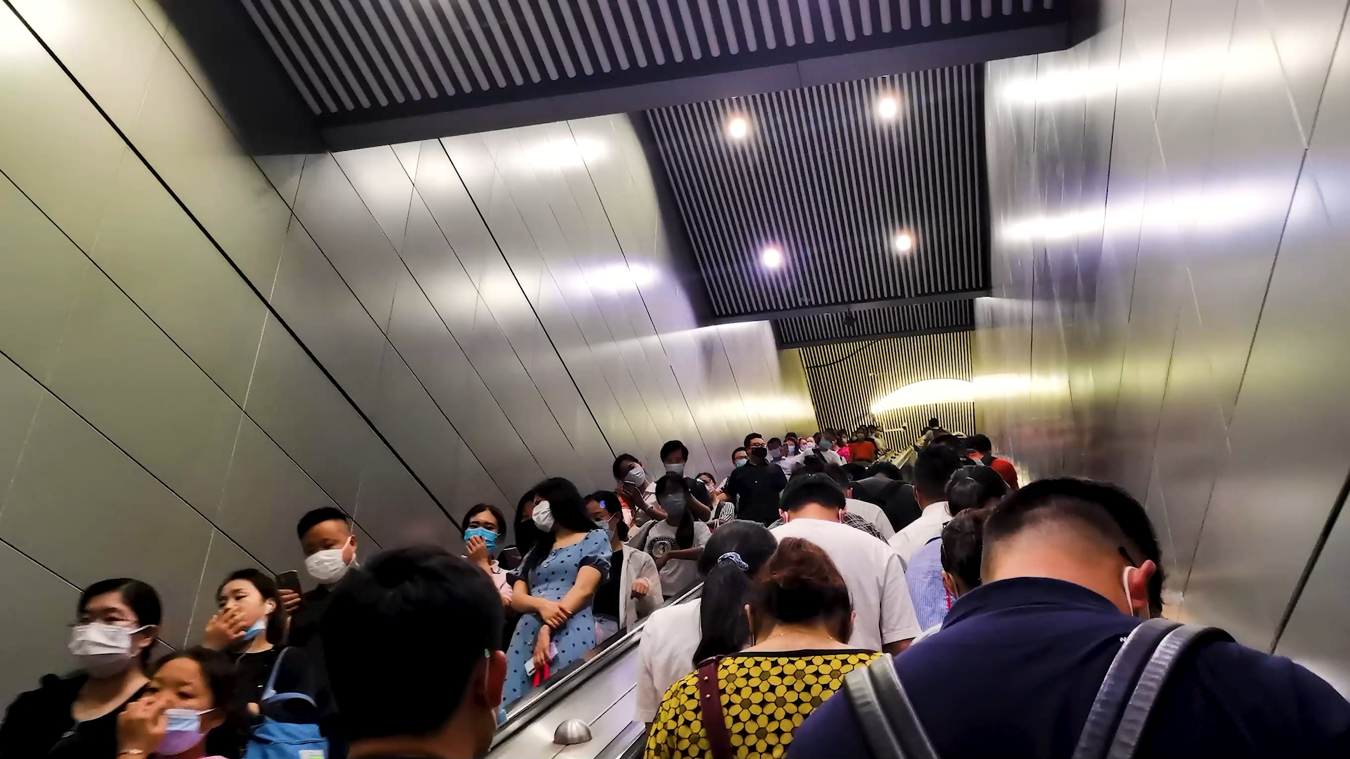 上海迪士尼北京环球客流对比,为什么上海迪士尼比北京环球成功