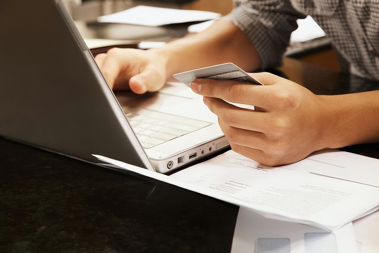 研究生录取通知书有银行卡吗,武汉科技大学录取通知书银行卡